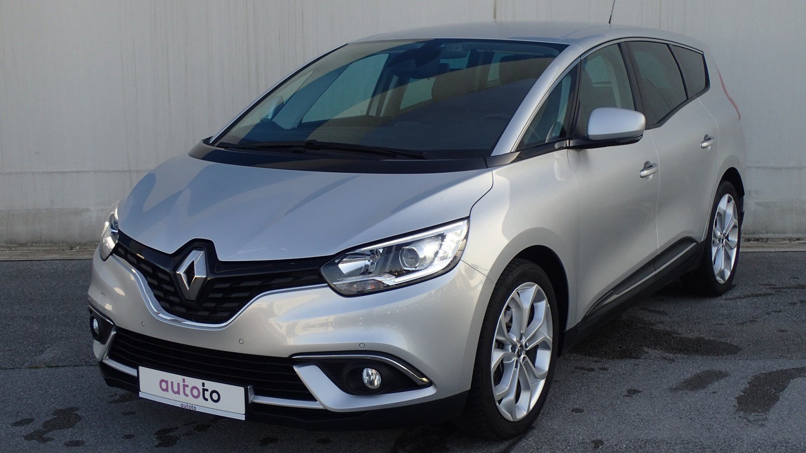 renault-grand-scenic-17-dci-7-sjedala-diesel-rablj-638334097150189626_1600_900