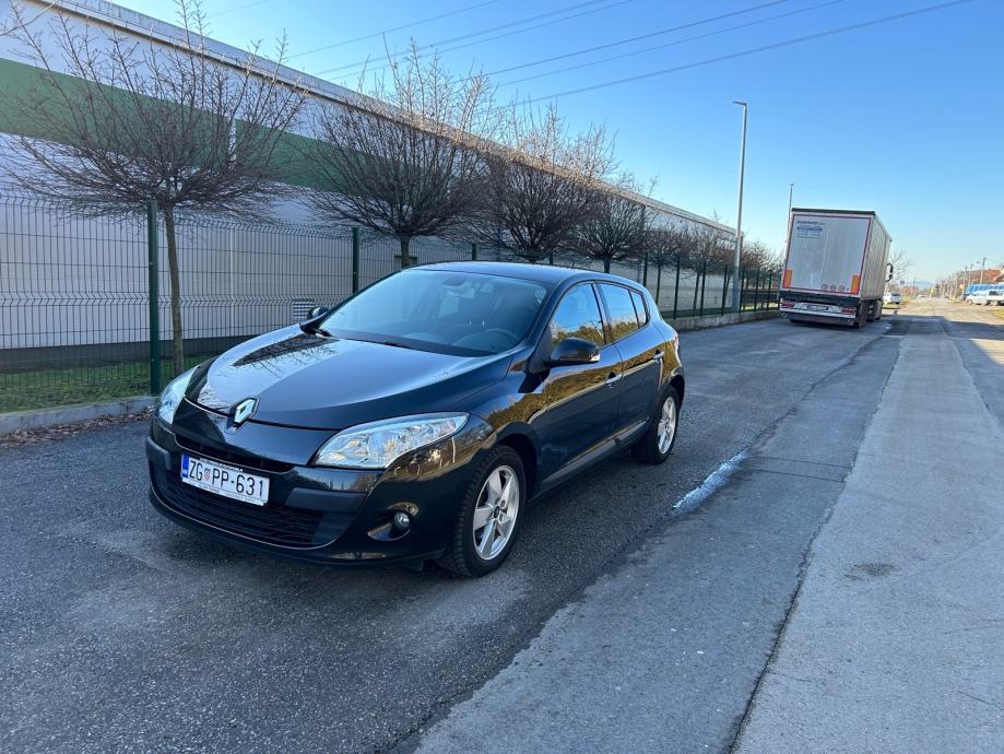 renault-megane-1.5-dci-top-stanje-model-2011-slika-213050608