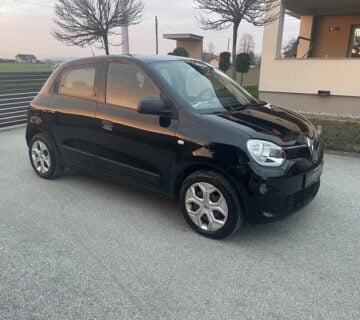 Renault Twingo 1.0 - cover