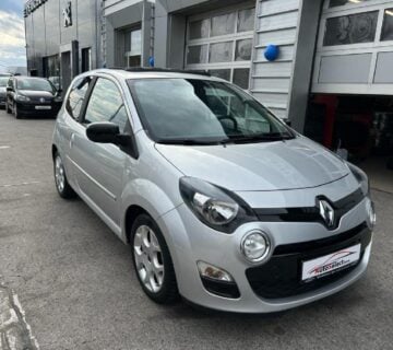 Renault Twingo 1,2 16V - 2013 -PANORAMA - KLIMA -SERVISNA - REG 1 GOD - cover