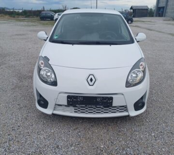 Renault Twingo 1,2 16V * VELIKA RASPRODAJA - PREKO 200 VOZILA * - cover