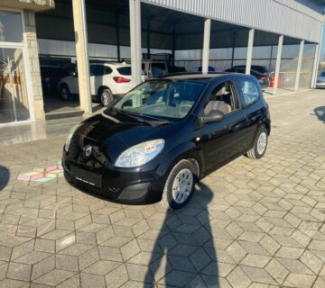 Renault Twingo 1,2 16V  VELIKA RASPRODAJA - PREKO 200 VOZILA - cover