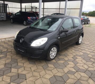 Renault Twingo 1,2 16V *VELIKA RASPRODAJA - PREKO 200 VOZILA* - cover