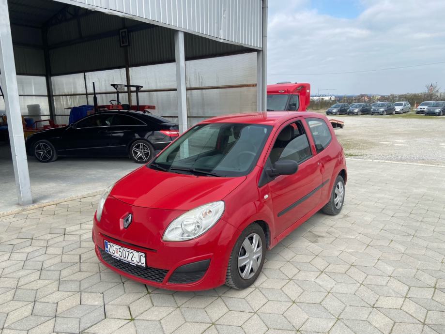 renault-twingo-1.2-reg-03-25-velika-rasprodaja-preko-200-vozila-slika-216710110