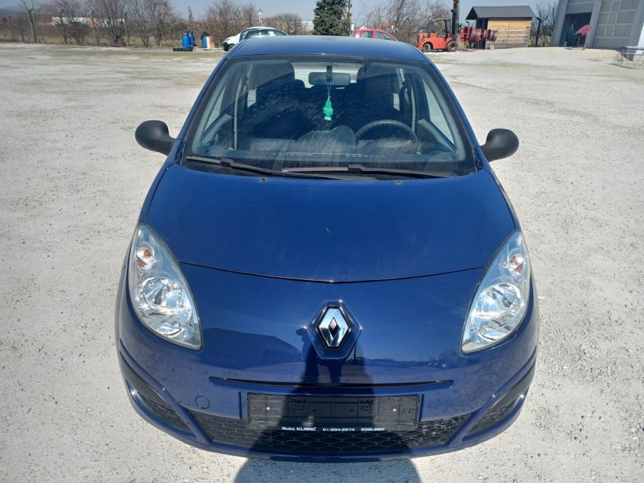 renault-twingo-1.2-velika-rasprodaja-preko-200-vozila-slika-216659273