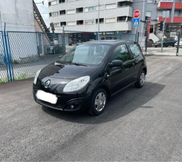 Renault Twingo 1,2 - cover