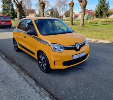 Renault Twingo SCe,REG.GOD.DANA - cover