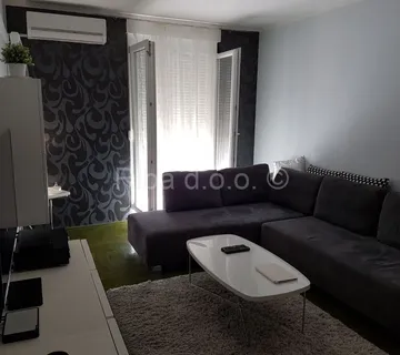 Prodaje se stan na Voštarnici – 70,97 m², 3 sobe, 2 lođe - cover