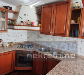 RIJEKA/SRDOČI-KOMFORAN JEDNOSOBAN STAN 61,50 M2,VISOKO PRIZEMLJE!!! (prodaja) - cover