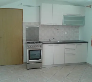 kuhija 170cm - cover