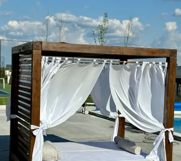 Luksuzni drveni baldahini - RUSTIC i RUSTIC PREMIUM - NOVO - cover