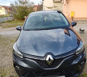 Renault Clio 2019. - cover