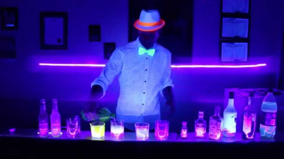 robotec-uv-blacklight-uv-rasvjeta-klubove-barove-slika-175576288