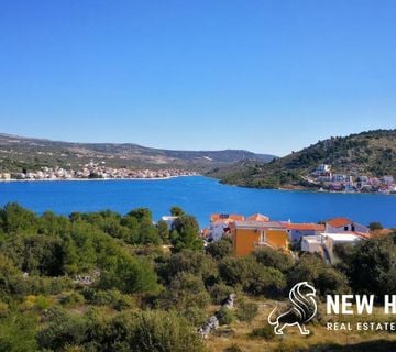 Rogoznica građevinsko zemljište s pogledom na more - cover