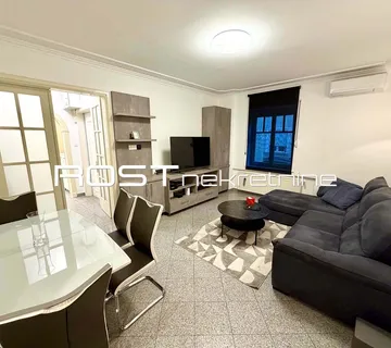 STROGI CENTAR - Frankopanska - 63 m2, 3-sobni - novouređeni stan - Zagreb