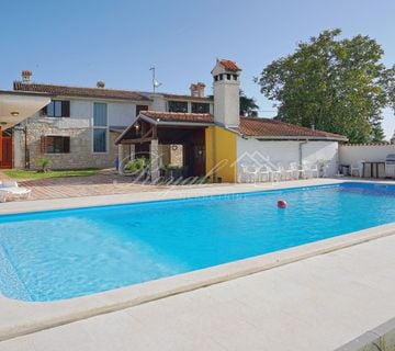 OKOLICA LIŽNJANA, VILLA SA UGOSTITELJSKIM OBJEKTOM, 640.000 EUR - cover