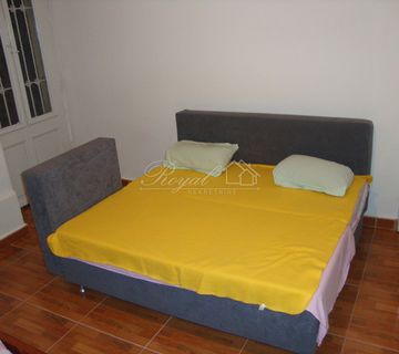 OPATIJA, DRUGI RED DO MORA, 2SDB, 55 M2, 500 EUR PLUS REŽIJE - cover