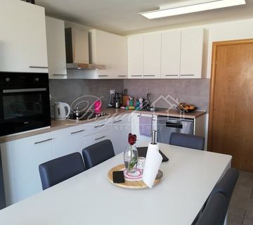 MALINSKA, VANTAČIĆI - Apartman 2S+DB 300m od mora - cover