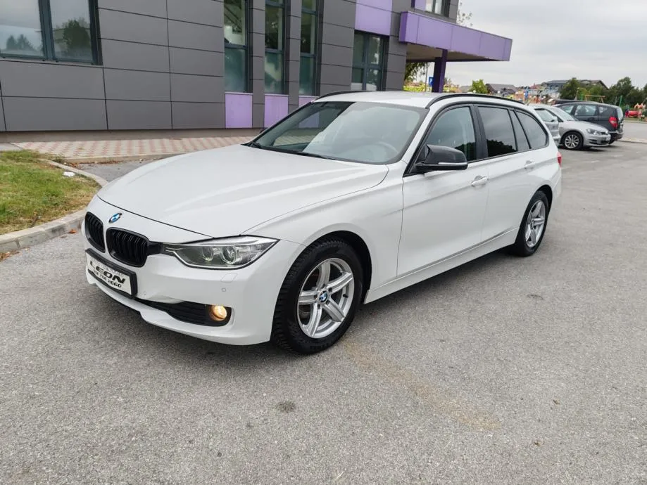 BMW serija 3 Touring 318d automatik 2012G. 223000 KARTICE - cover