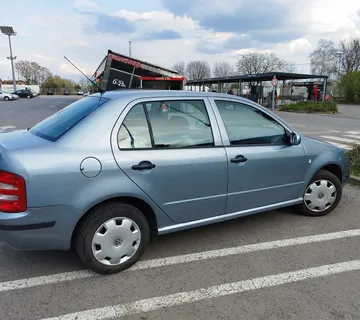 Prodajem Škoda fabia 1.2 12v - cover