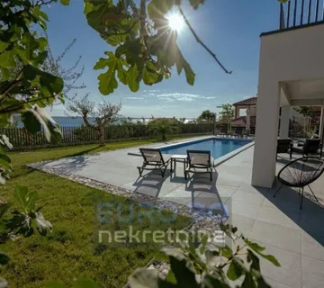 Rtina-Moderna Vila Sa Dva Stana I Panoramskim Pogledom Na More - Rtina, Ražanac