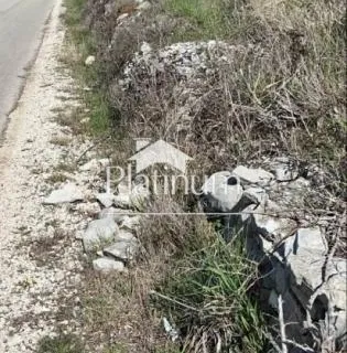 Istra,Vdnjan poljoprivredna parcela na prodaju 572 m2 - cover