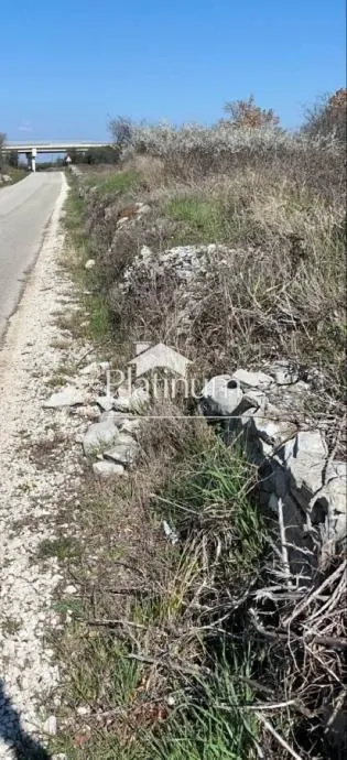 Istra,Vdnjan poljoprivredna parcela na prodaju 572 m2 - cover