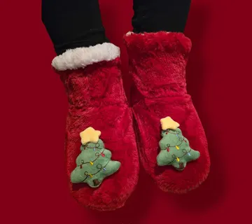 Fluffy božićne papuče - cover