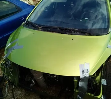 Peugeot 207 prednja hauba - cover