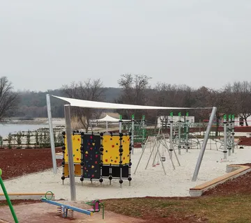 Zaštita od sunca jedro. - cover