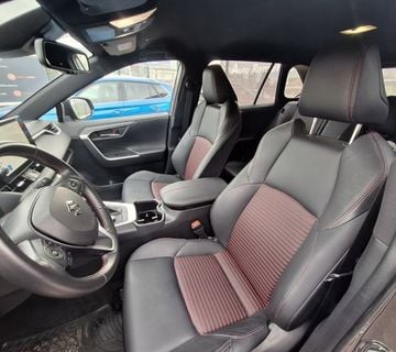 Suzuki Across 2,5 automatik HYBRID - cover