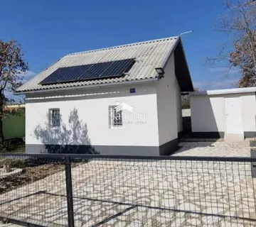 Istra,Peroj kuća za odmor u prodaji (prodaja) - cover