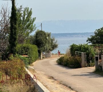 ZADAR - UGLJAN, PRODAJA ATRAKTIVNOG GRAĐ.ZEMLJIŠTA 2576 M2, 50M OD MORA I PLAŽE!!! - cover