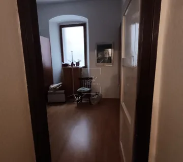 Kalelarga, stan 78m2+spremište 8m2 - cover