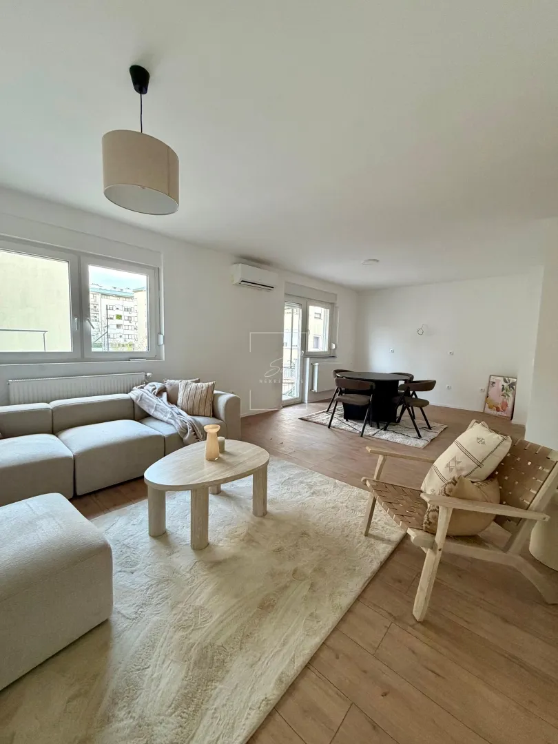 Špansko, 114m2, open space, NOVOADAPTIRAN, 4-sobni, terasa - cover