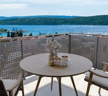 Novogradnja, prekrasan stan, 66 m2, Trogir - Seget Donji, S10 - cover