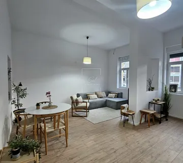 Ribnjak: Poslovni prostor, 66m2 - novouređen - cover