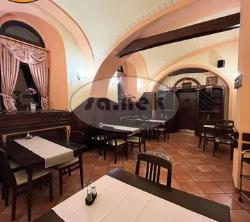 Ugostiteljski objekt u centru Samobora