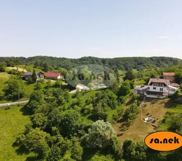 Zemljište s građevinskom dozvolom u okolici Samobora - Molvice, Samobor