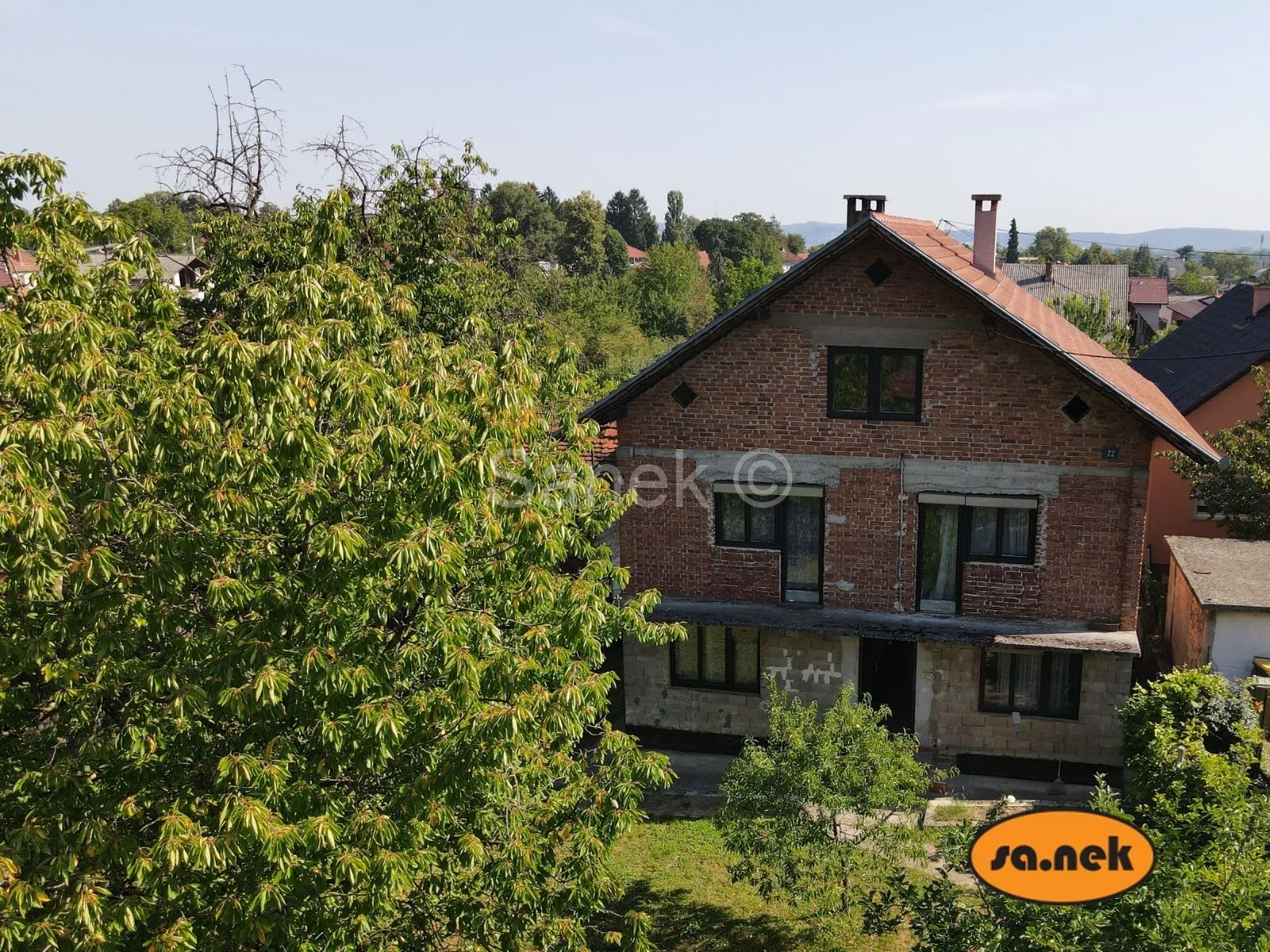 Obiteljska kuća u Podvrhu - cover