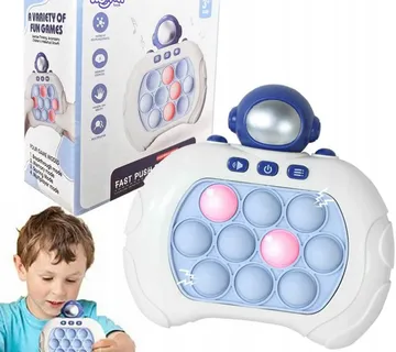 Woopie igra Pop it astronaut - Pribislavec