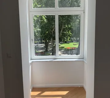 GRAĐANSKI 7-SOBNI STAN S POGLEDOM NA PARK ZRINJEVAC (238 m2) - cover