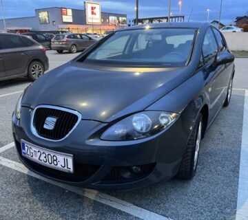 Seat Leon 1,6 2008 god, može zamjena i obročno plaćanje - cover