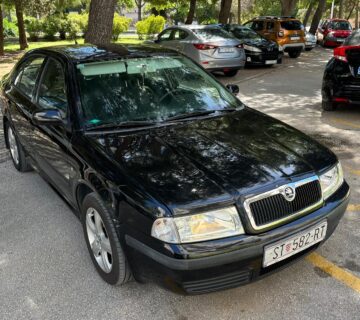 Škoda Octavia 1,6 TOUR BENZIN+PLIN, 143.000 km, REGISTRIRAN 07/25 - cover