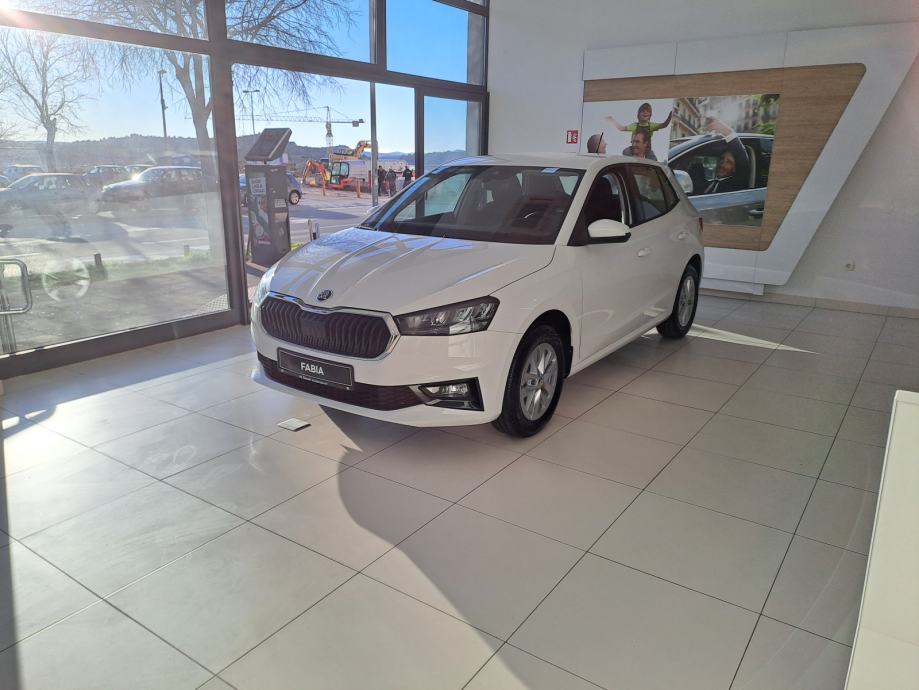 skoda-fabia-ambition-1.0-tsi-slika-212408582