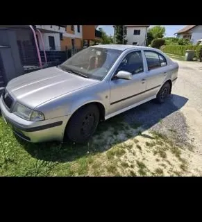 Škoda Octavia 1,6 plin 2008 godina - Zagreb
