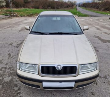 Škoda Octavia 1,4 (1. VL, HR AUTO, SERVISNA, KLIMA, KARTICE DO 36 RATA) - cover