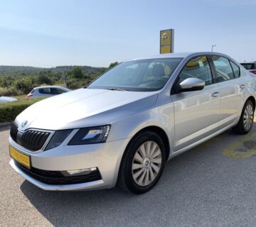 Škoda Octavia 1,6 TDI Ambition - GARANCIJA - cover