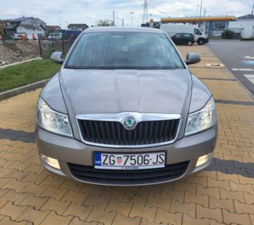 Škoda Octavia 1,6 TDI  AMBITION  REDIZAJN  HR AUTO  183 000 KM  REG.06.2025 - cover