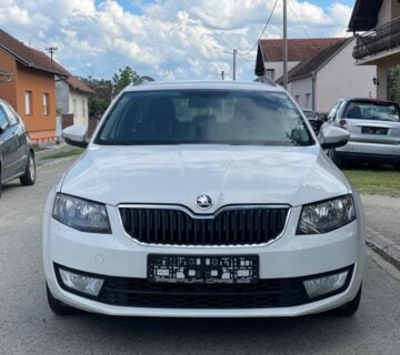 Škoda Octavia 1,6 TDI NAVI/TEMPOMAT/GRIJANJE SJEDALA/MF VOLAN/PDC - cover